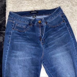 Skinny Dark Denim D.Jeans